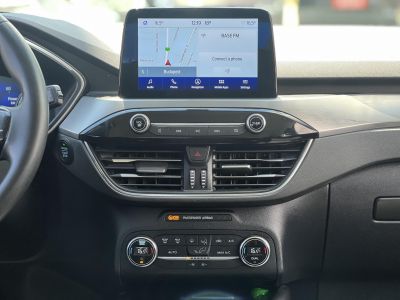 FORD KUGA 2.5 FHEV Titanium CVT 89e km!