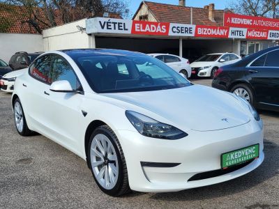 TESLA MODEL 3 Long Range AWD (Automata) facelift. garanciális. autopilot. téli-nyári kerék szett!