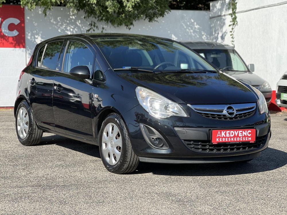 OPEL CORSA D 1.4 Selection Ülés- és Kormányfűtés. klíma