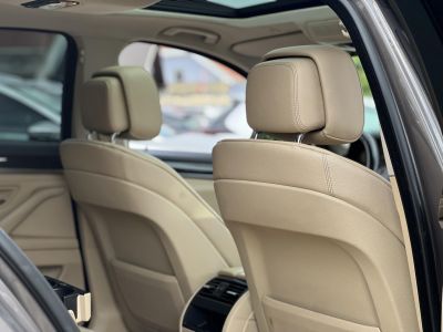 BMW 520d (Automata) Napfénytető. vaj bőrbelső. memória. HUD. kamera. 2 gyári kulcs!