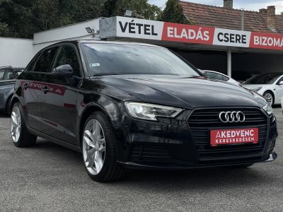 AUDI A3 Sportback 1.6 TDI Sport Friss vezérlés! Xenon Tempomat Navi Bluetooth Ülésfűtés