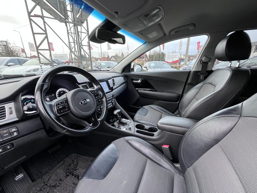 KIA NIRO PHEV 1.6 GDI LX DCT Sávtartó Carplay Tempomat Navi!