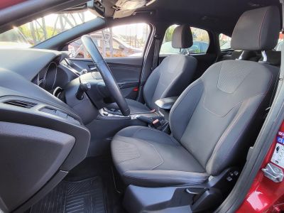 FORD FOCUS 1.5 EcoBoost ST-Line 96e km. M.o.-i. 1.tul. Navi Holttér Tempomat Keyless Ülésfűtés Kormányfűtés