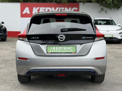 NISSAN LEAF N-Connecta 40kWh (Automata) 59e km. 360 kamera. első-hátsó ülésfűtés. kormányfűtés. CARPLAY!