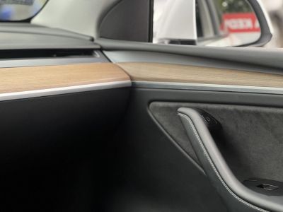 TESLA MODEL Y Performance AWD (Automata) 138e km. AMD Ryzen. mátrix LED. hőszivattyú. magyar rendszámos. garanciális!