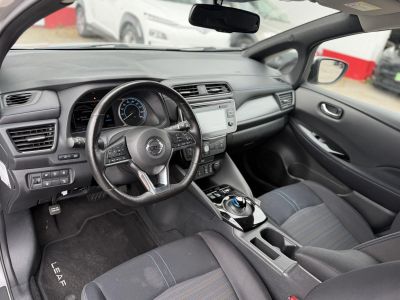 NISSAN LEAF N-Connecta 40kWh (Automata) 59e km. 360 kamera. első-hátsó ülésfűtés. kormányfűtés. CARPLAY!