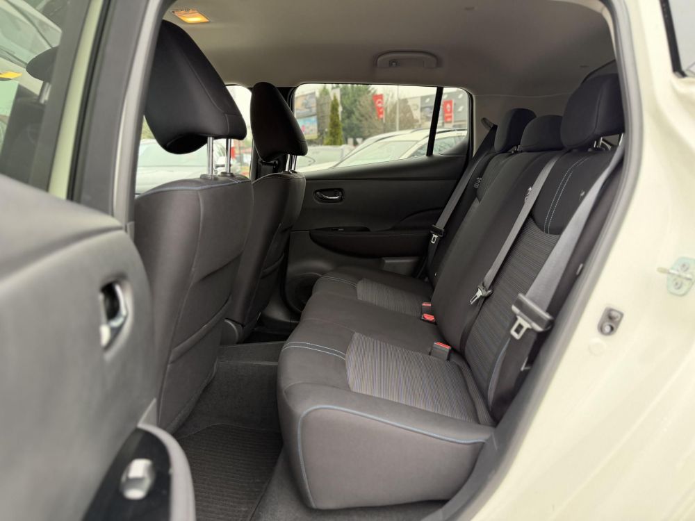 NISSAN LEAF N-Connecta e+ 62kWh (Automata) 96% akku 9e km. 360 kamera ProPilot 4x ülésfűtés