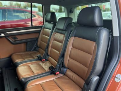 VOLKSWAGEN TOURAN Cross1.4 TSi 7 személyes Highline Bőr belső. Tempomat Vonóhorog Szervízel!t