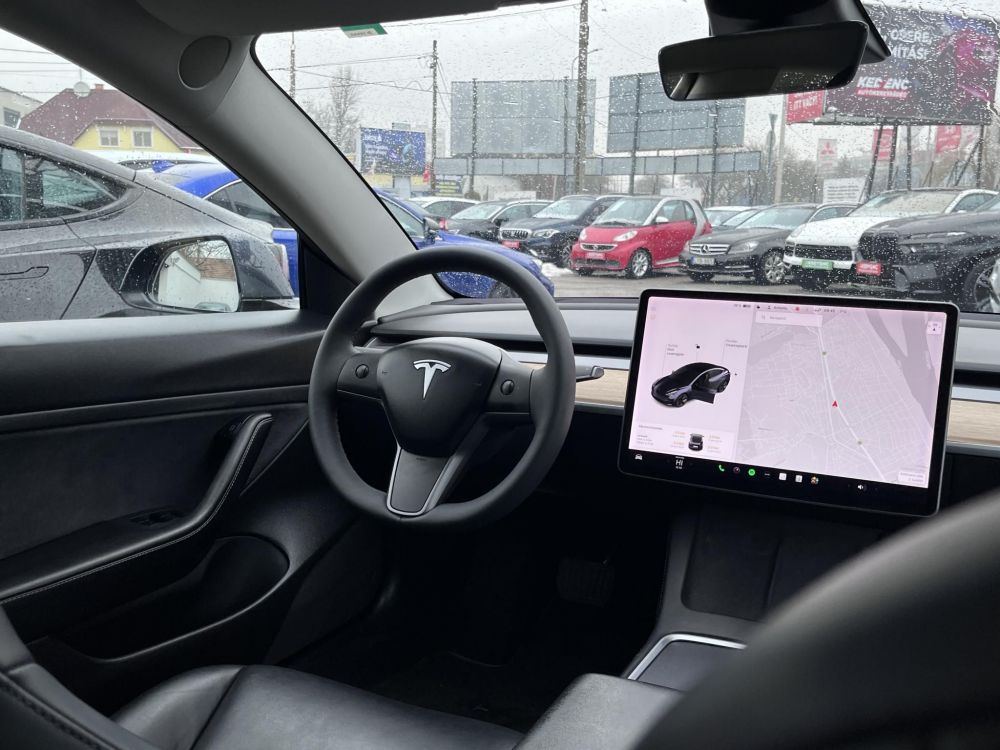 TESLA MODEL 3 Standard Range Plus Aut 95e km. facelift. mátrix LED. hőszivattyú. garanciális!