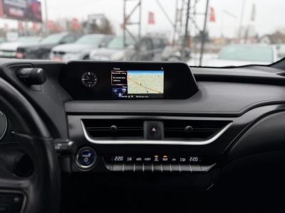 LEXUS UX 250h Comfort CVT 113e km. LED Tempomat Navi Sávtartó Bluetooth Kamera Keyless