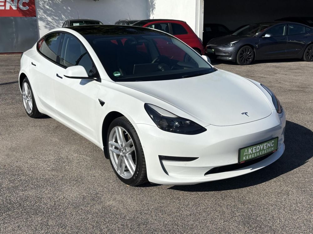 TESLA MODEL 3 Long Range AWD (Automata) mátrix LED. hőszivattyú. garanciális. premium hifi. 500km-es hatótáv!