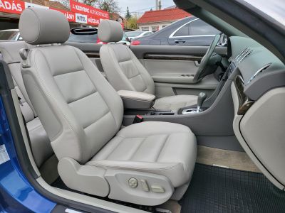 AUDI A4 CABRIO 2.4 V6 Multitronic
