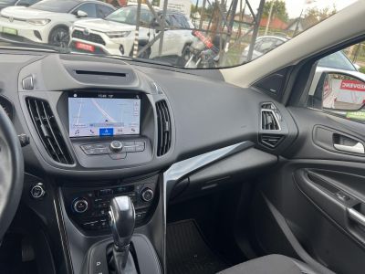 FORD KUGA 1.5 EcoBoost Titanium (Automata) 91e km. M.o.-i. 1.tul. Márkaszervizelt. Téli nyári gumik. Magasan felszerelt!