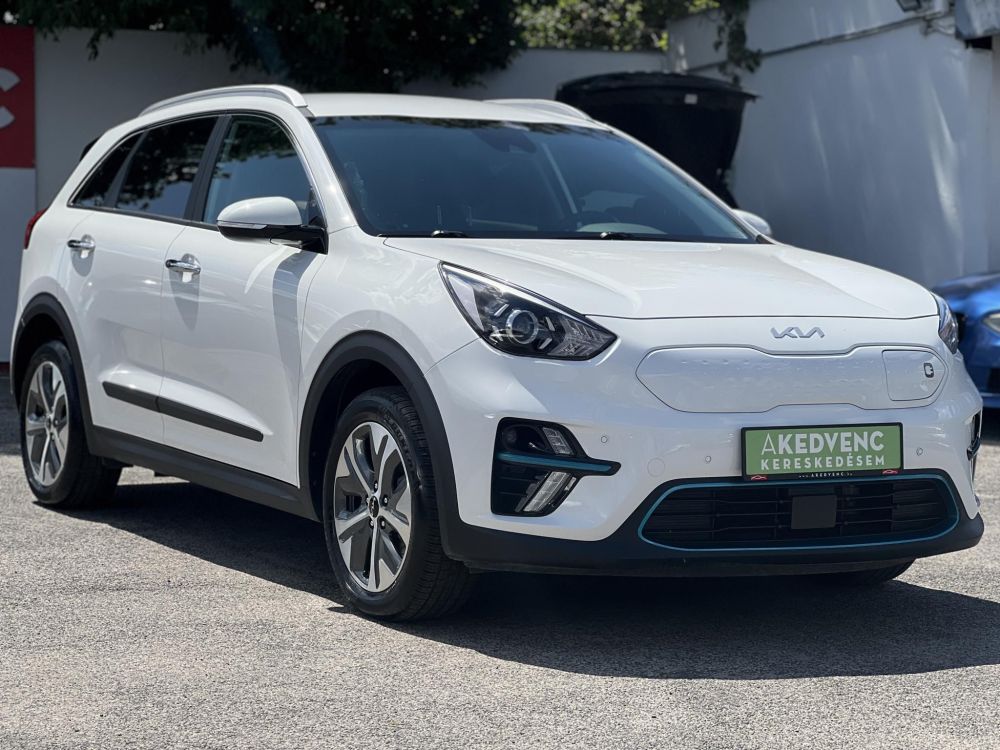 KIA NIRO e-Niro 39kWh Silver 73e km. távtartó. sávtartó. ülésfűtés. félbőr. CARPLAY!