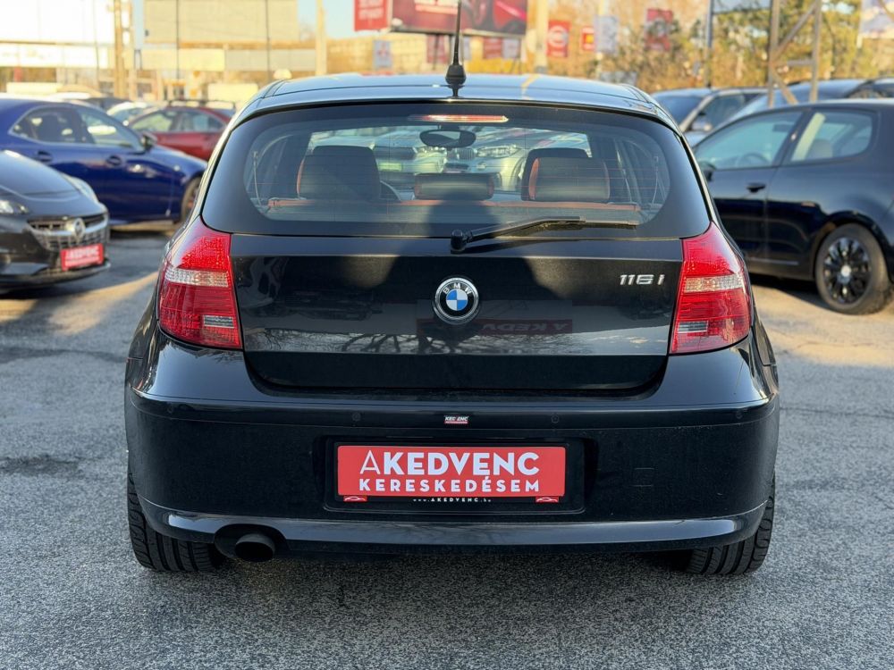 BMW 116i (Automata) 106e km! Magyarországi. Rendszeresen szervizelt!