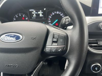 FORD FOCUS 1.0 EcoBoost Connected M.o.-i. 1.tul. Márkaszervizelt!