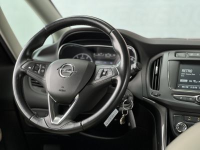 OPEL ZAFIRA 1.4 T Edition (7 személyes ) Végig vezetett szervizkönyv. 7 személyes