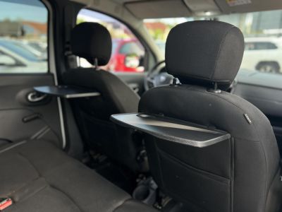 DACIA LODGY 1.6 SCe Ambiance (7 személyes ) Magyarországi. Gyári fényezés. Végig vezetett szervizkönyv!