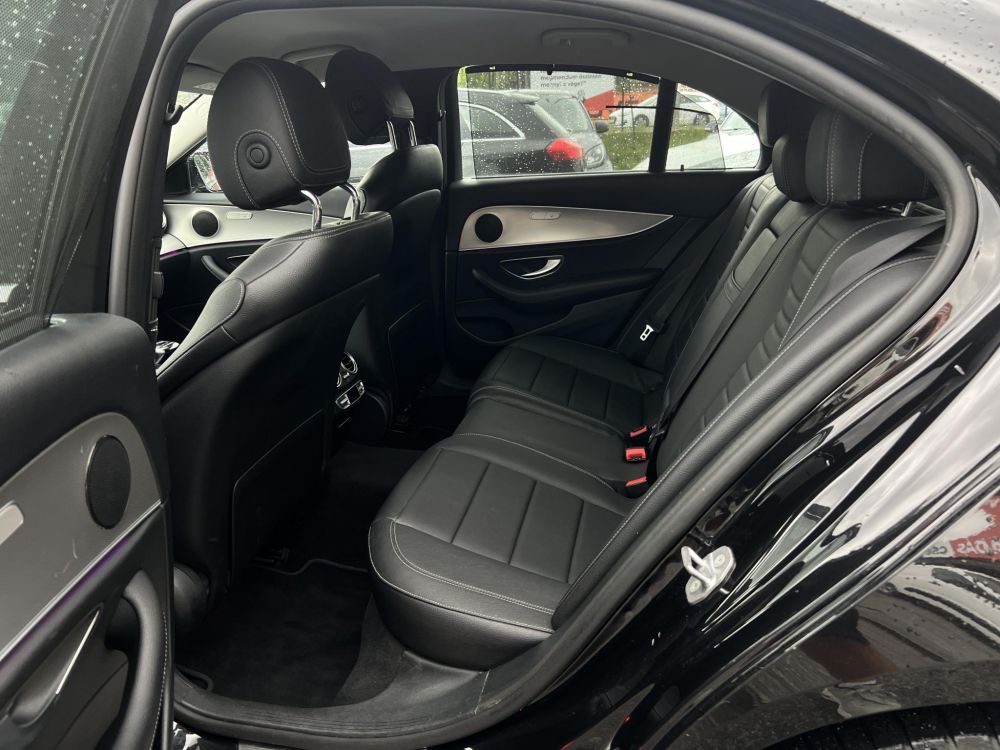 MERCEDES-BENZ E 350 e 9G-TRONIC 150e km. Bőr belső. kamera. frissen szervizelt