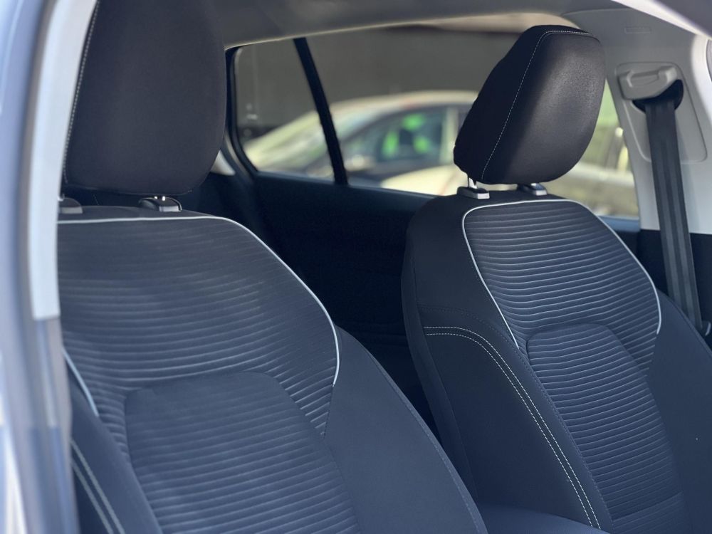 FORD FOCUS 1.5 EcoBlue Titanium LED. CarPlay. Állófűtés. Vonóhorog. Téli csomag!