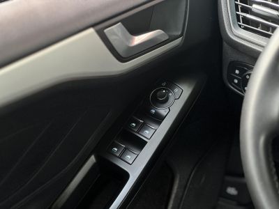 FORD FOCUS 1.0 EcoBoost Trend Magyarországi. Márkaszervizelt. Legjobb áron!