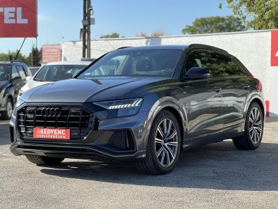 AUDI Q8 50 TDI quattro Tiptronic ic 77e km. M.o.-i. márkaszervizelt előélet. téli-nyári kerék szett!