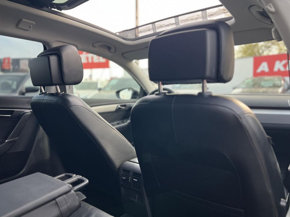 VOLKSWAGEN PASSAT Variant 3.6 V6 Highline 4Motion DSG Xenon Panorámatető Tempomat Ülésfűtés Vonóhorog