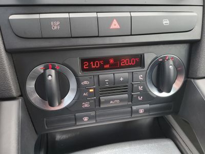 AUDI A3 Cabrio 1.9 PD TDI Ambition DPF Xenon Tolatóradar Digitklíma Téli-nyári kerék szett!
