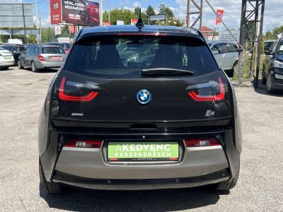 BMW I3 94Ah (Automata) Gyorstöltés Hőszívattyú LED Profnavi Carplay Ülésfűtés Megkímélt! 99% Akku!