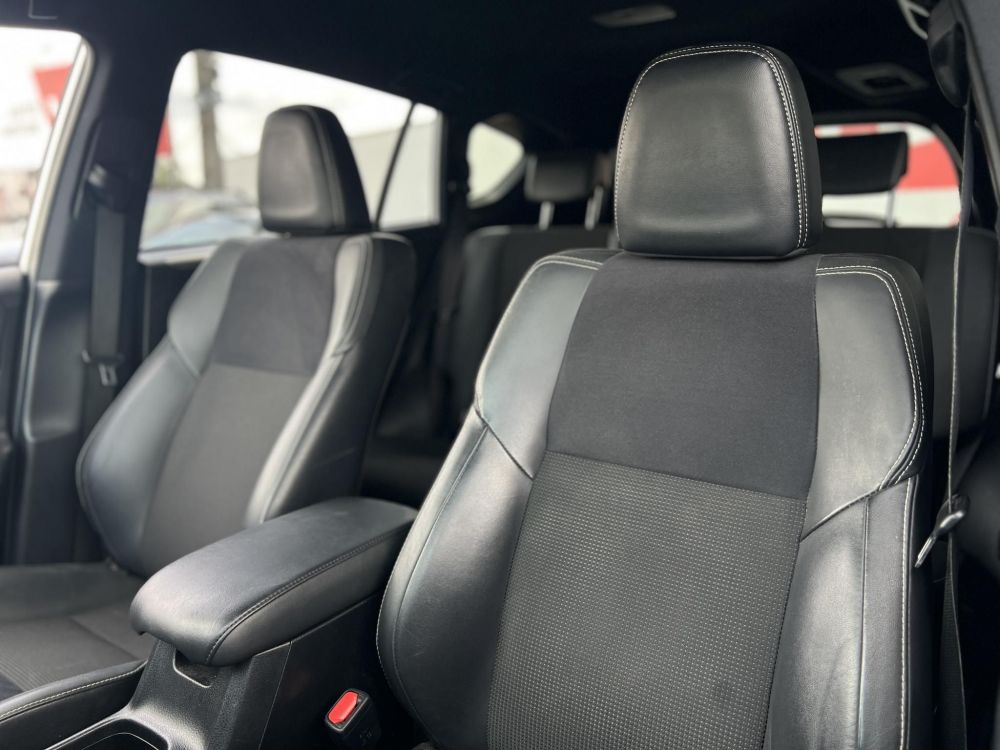 TOYOTA RAV 4 Rav4 2.5 Hybrid Executive e-CVT 4WD Végig márkaszervizelt!