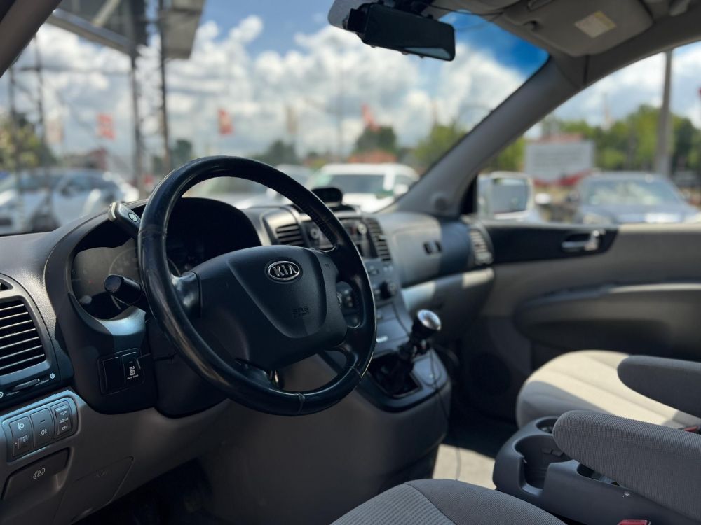 KIA CARNIVAL 2.9 CRDi EX (7 személyes ) klíma. tempomat. tolatókamera. tolatóradar. vonóhorog!