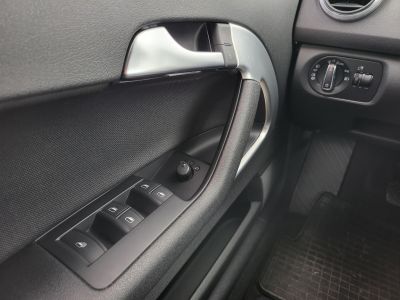 AUDI A3 Cabrio 1.9 PD TDI Ambition DPF Xenon Tolatóradar Digitklíma Téli-nyári kerék szett!