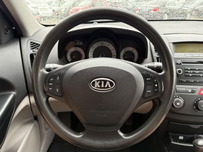 KIA CEE'D 1.6 CRDi EX M.o.-i. Klíma Bluetooth 4-5L/100km!