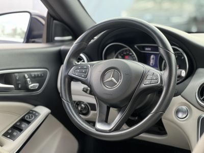 MERCEDES-BENZ CLA 200 7G-DCT M.o.-i. világos belső. harman/kardon. memória. CARPLAY