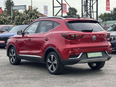 MG ZS EV Luxury. 68e km. végig vezetett márkaszerviz. Carplay. panorámatető