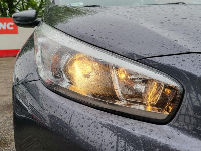 KIA CEE'D SW 1.6 CRDI LX Klíma Tempomat Navi Bluetooth Szervizelt!