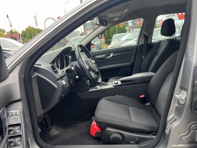 MERCEDES-BENZ C 200 T CDI BlueEFFICIENCY Elegance (Automata) Navigáció Tempomat Ülésfűtés Megkímélt állapot!