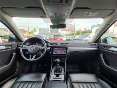 SKODA SUPERB Combi 2.0 TDi SCR Style LED Navi Tempomat Kamera Memória Ülésfűtés Bőr Vonóhorog Carplay