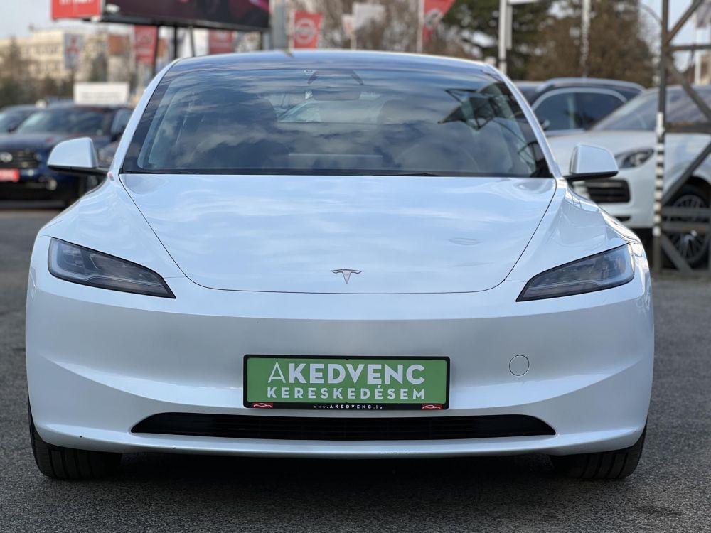 TESLA MODEL 3 RWD Premium (Automata) Ülésszellőztetés. hátsó kijelző. 2031-ig garancia!