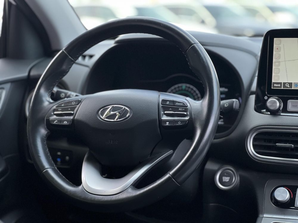 HYUNDAI KONA EV 64kWh Comfort 400+km hatótáv