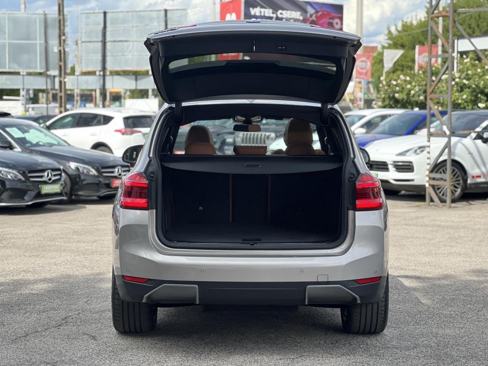 BMW IX3 73,9kWh High Executive panoráma tető. harman/kardon. memória. HUD. barna bőr belső!