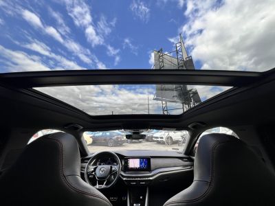 SKODA OCTAVIA Combi 2.0 TDI SCR RS DSG Magyarországi. Gyári fényezés. Végig vezetett szervizkönyv!