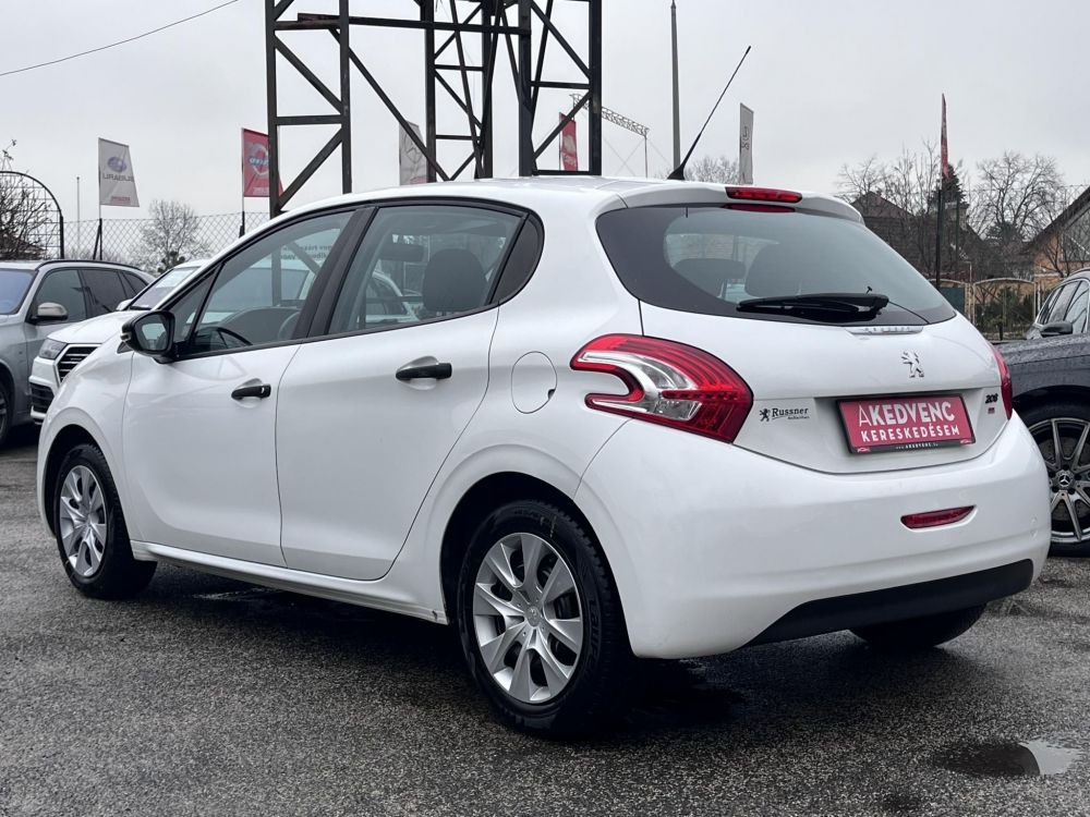 PEUGEOT 208 1.0 VTi PureTech Access Teljesen leszervizelve!