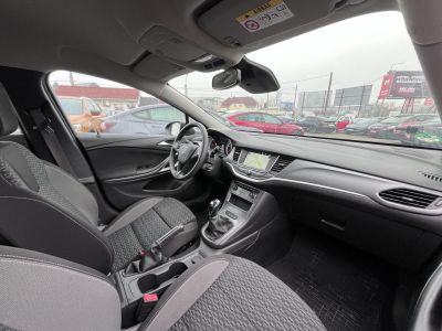 OPEL ASTRA K Sports Tourer 1.5 CDTI Business Edition Tolatóradar. tempomat. keveset futott