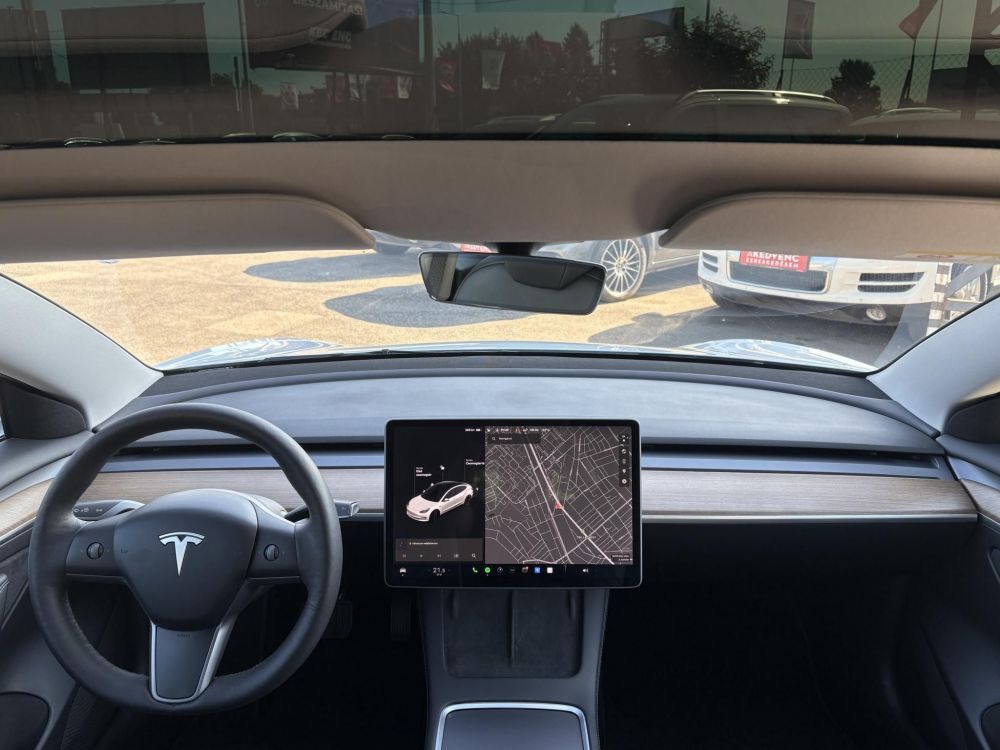 TESLA MODEL 3 Standard Range Plus Aut 96e km. mátrix LED. facelift. hőszivattyú. premium hifi. garanciális!