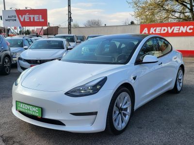 TESLA MODEL 3 Long Range AWD (Automata) facelift. garanciális. autopilot. téli-nyári kerék szett!