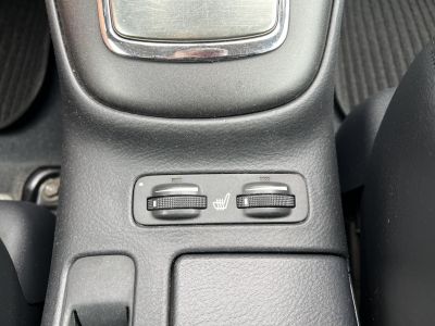TOYOTA AVENSIS 2.0 Sol Executive (Automata) Tempomat Digitklíma Ülésfűtés Bőr Téli-nyári gumi!