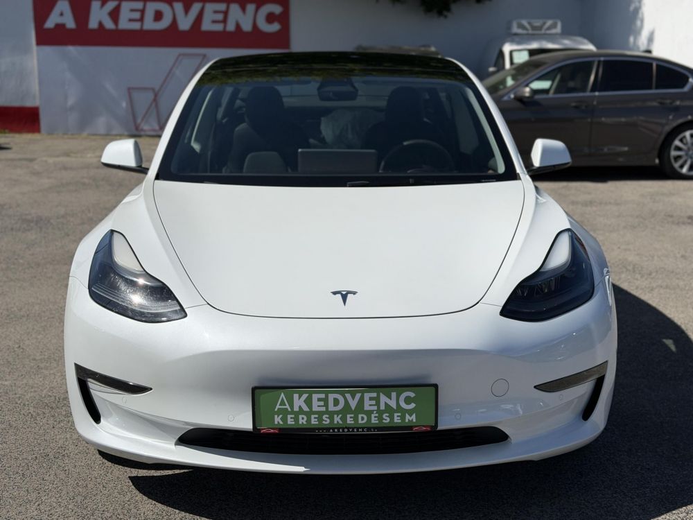 TESLA MODEL 3 Performance AWD (Automata) 68e km. FACELIFT. téli-nyári kerék. überturbine felni. mátrix LED. garanciális!