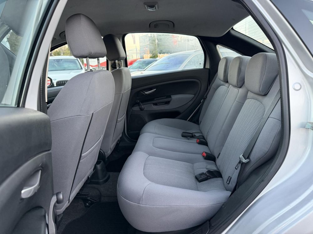 FIAT LINEA 1.4 8V Active (EU5) M.o.-i. 1.tul. klíma. vonóhorog. 4 évszakos gumik!