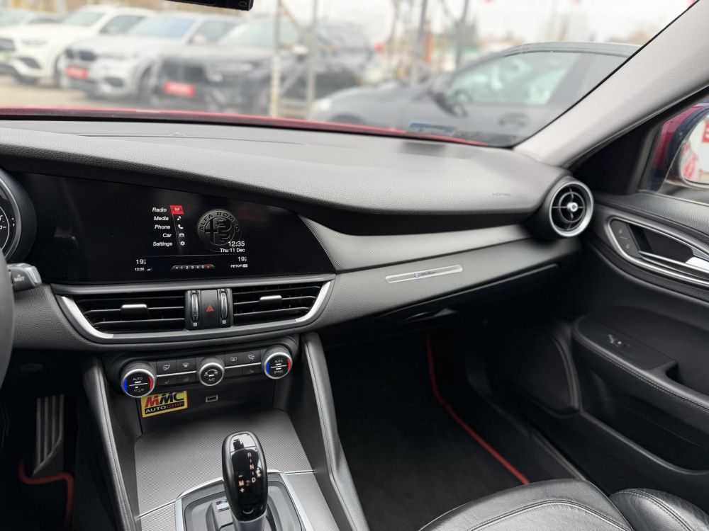 ALFA ROMEO GIULIA 2.0 Veloce Q4 (Automata) 280le. ALFA ROSSO. 116e km!